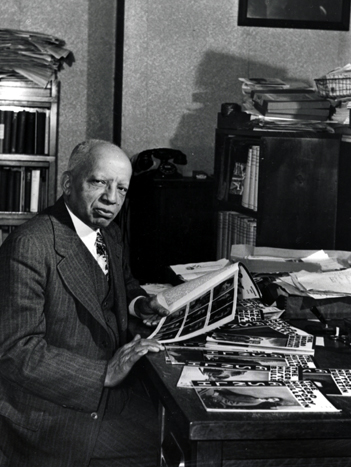 1915 Carter G. Woodson founds the Association for the Study of African American Life and History in Chicago